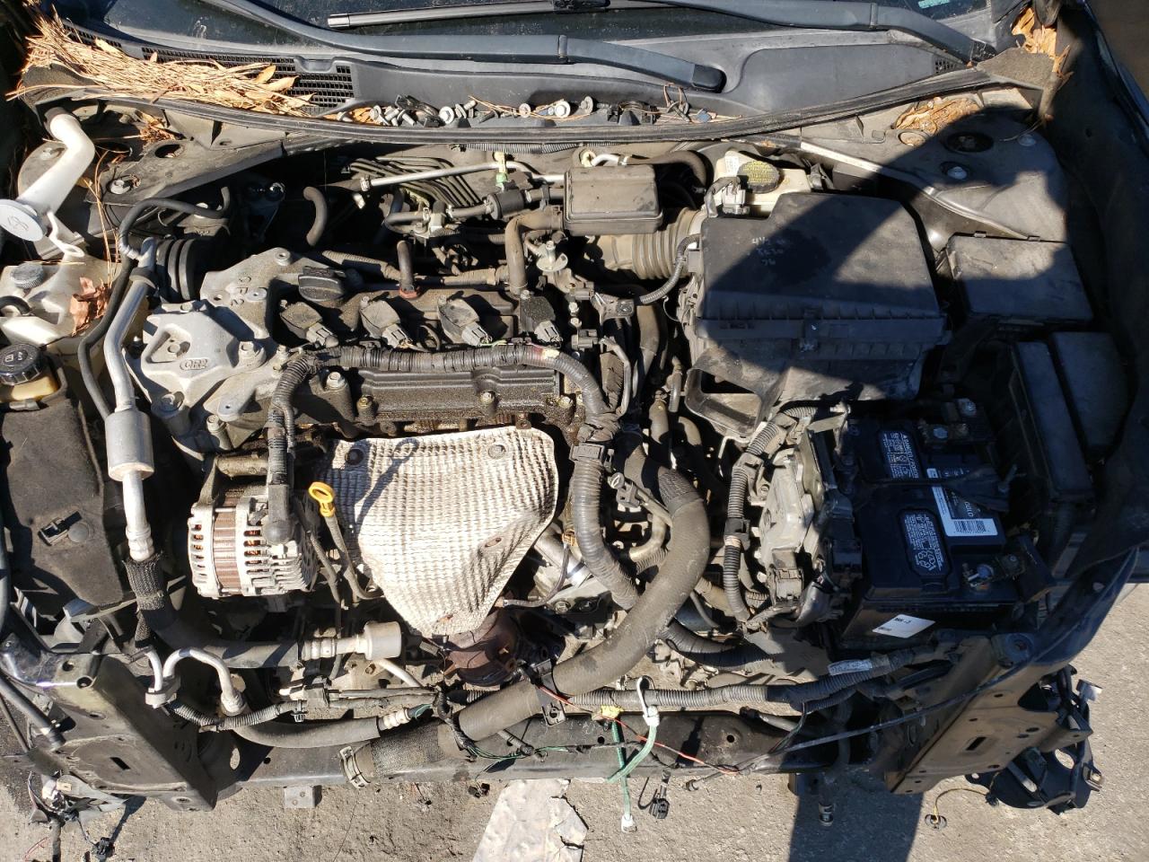 2015 Nissan Altima - Image 12