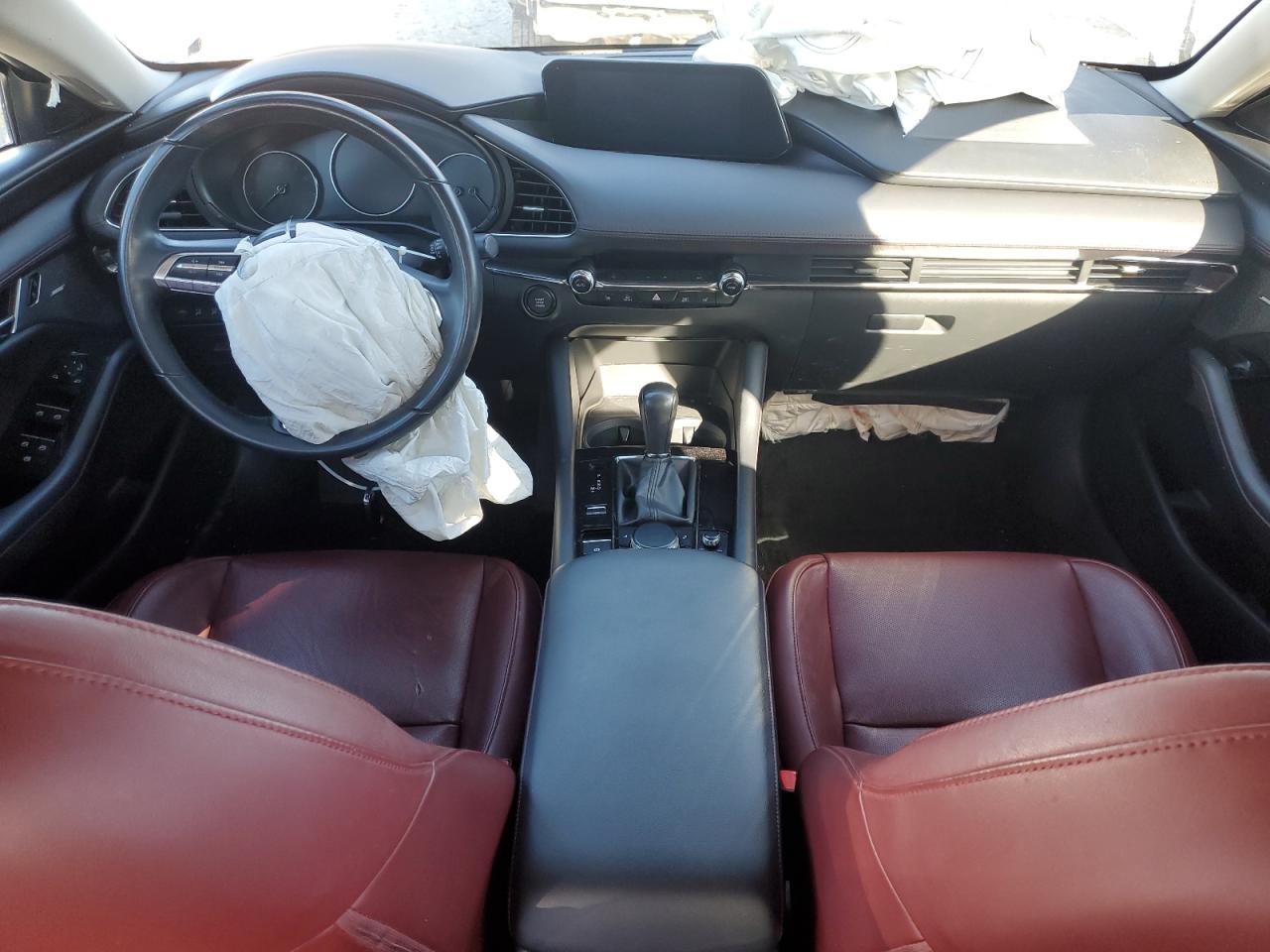 2022 Mazda 3 Preferred VIN: JM1BPACL4N1506724 Lot: 46748555