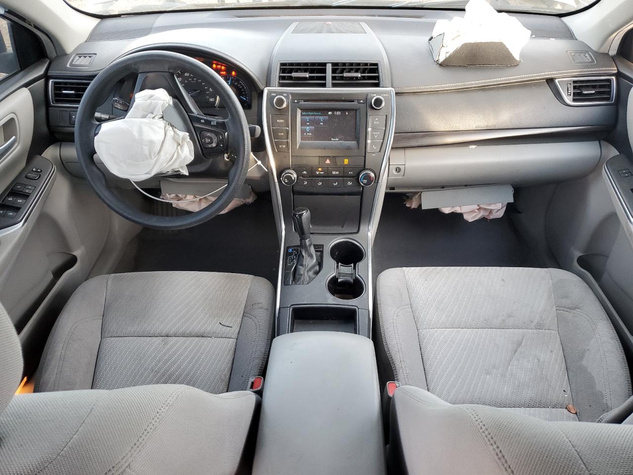 2015 Toyota Camry - Image 8