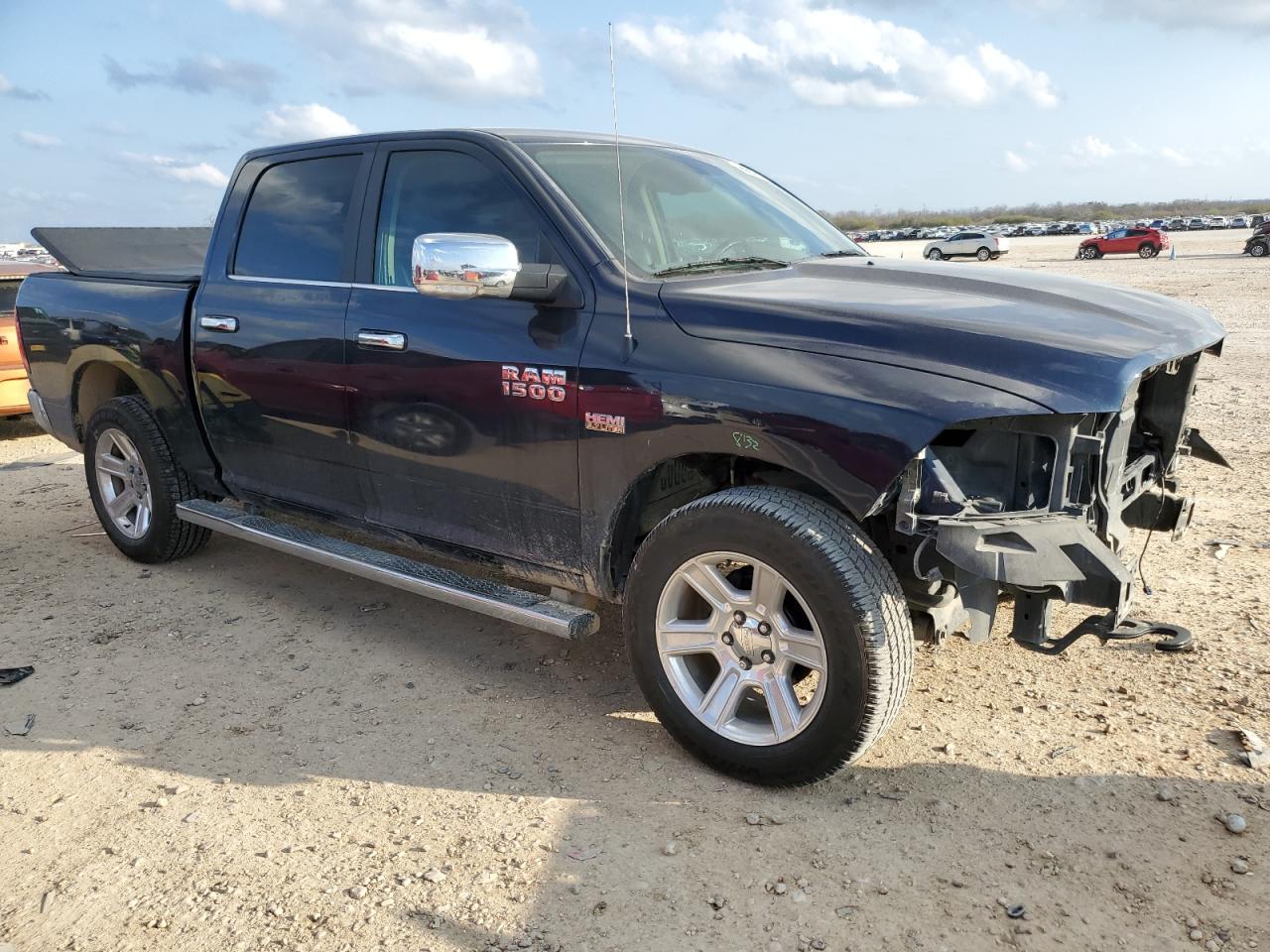 2018 RAM 1500 - Image 4