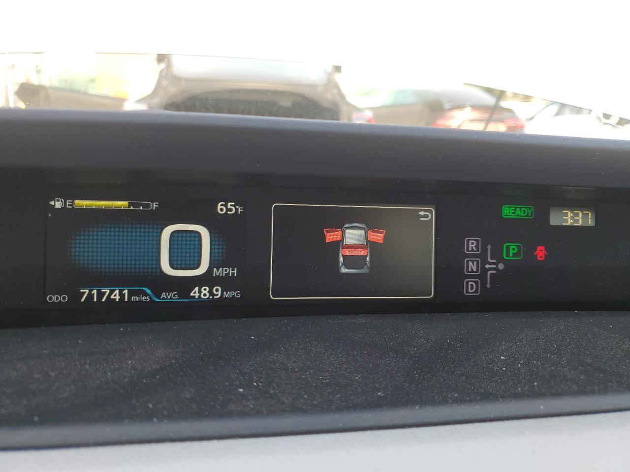 2016 Toyota Prius - Image 9