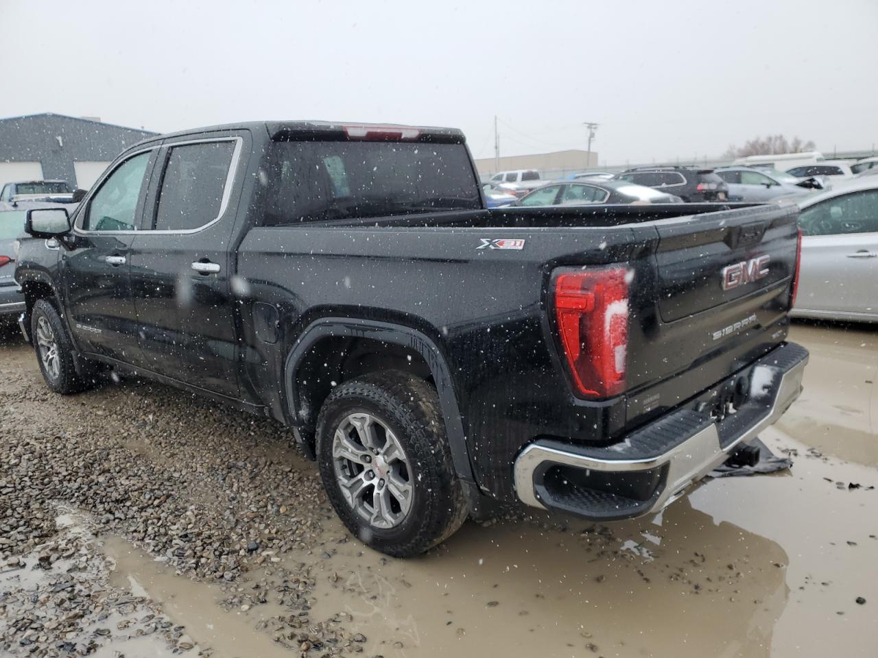 2021 GMC Sierra - Image 2