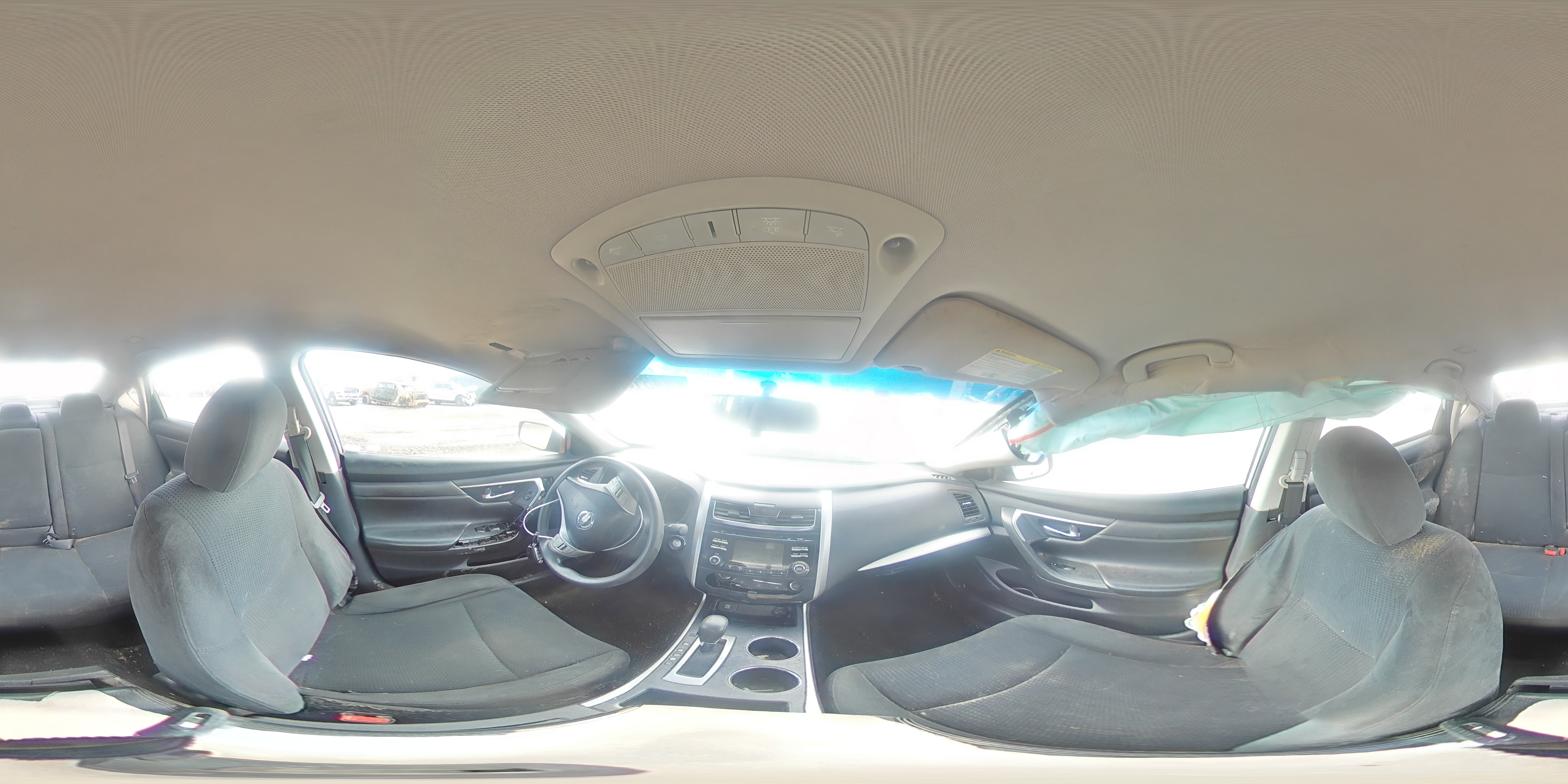 2015 Nissan Altima - Image 12