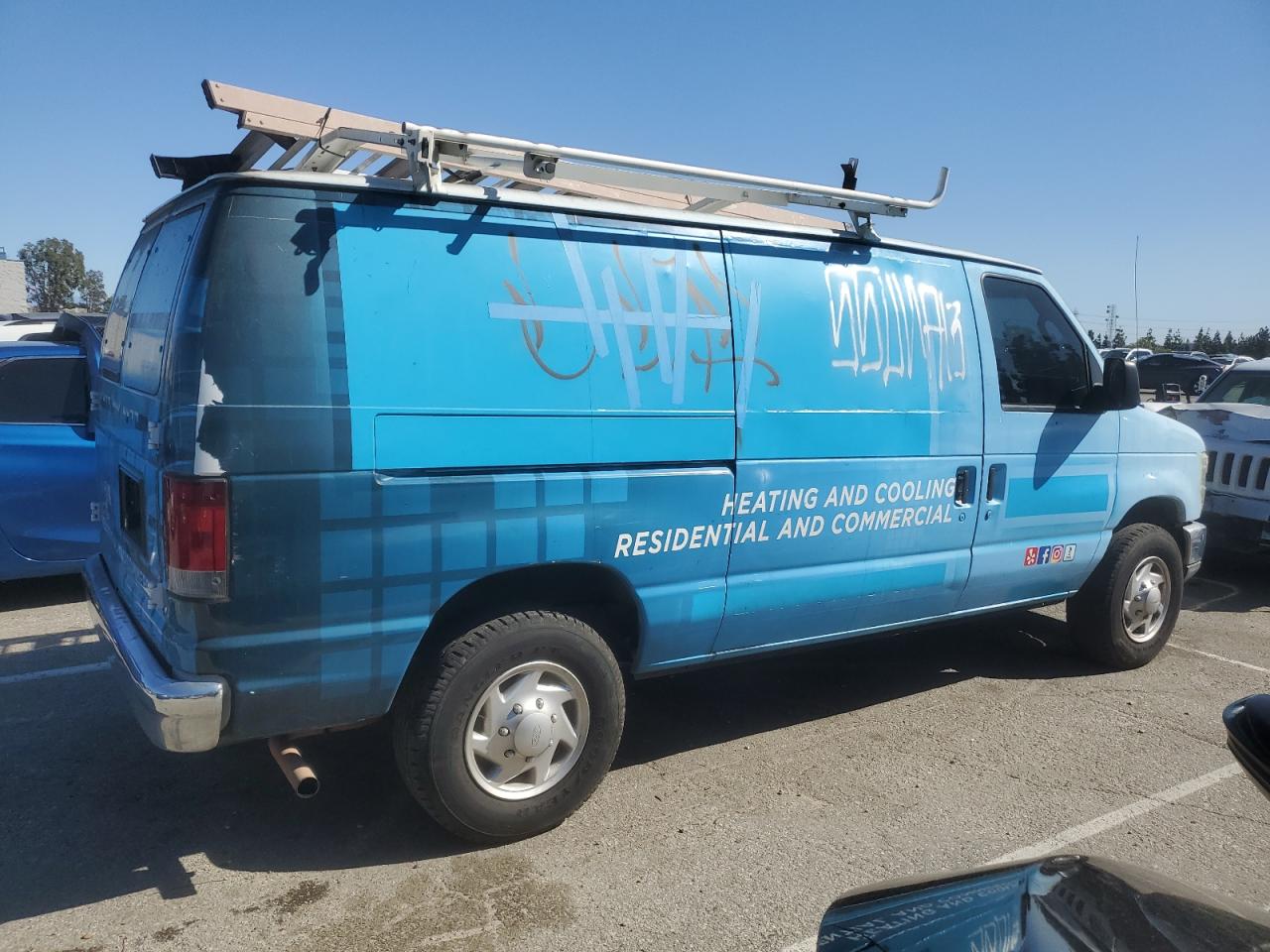 2012 Ford Econoline - Image 3
