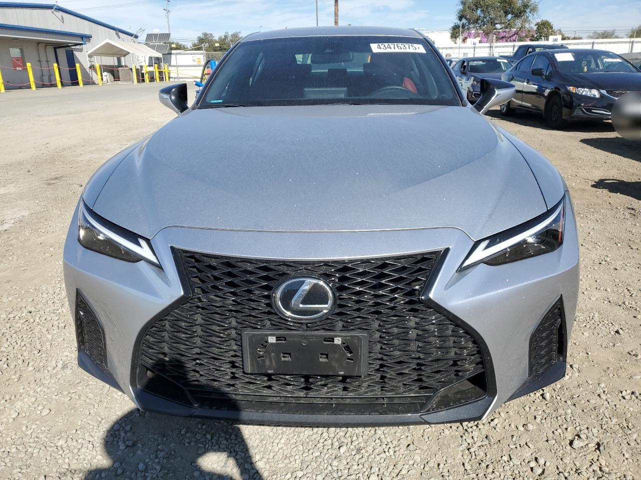 2024 Lexus IS - Image 5