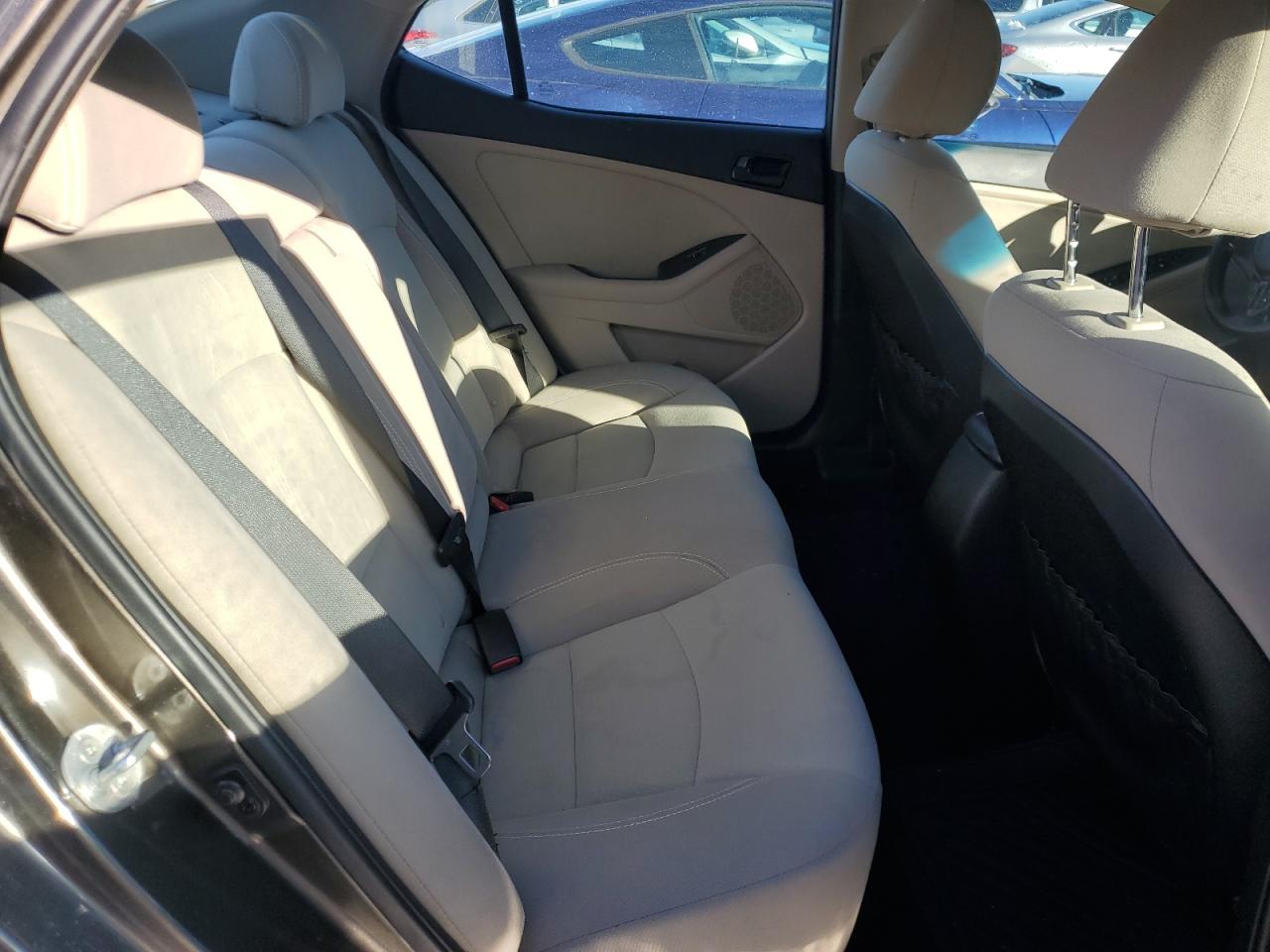 2014 Kia Optima - Image 10