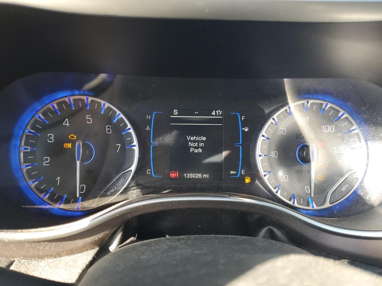 2017 Chrysler Pacifica - Image 9