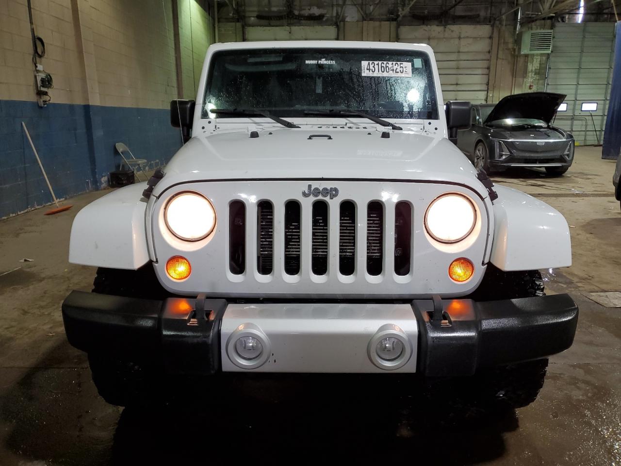 2013 Jeep Wrangler - Image 5