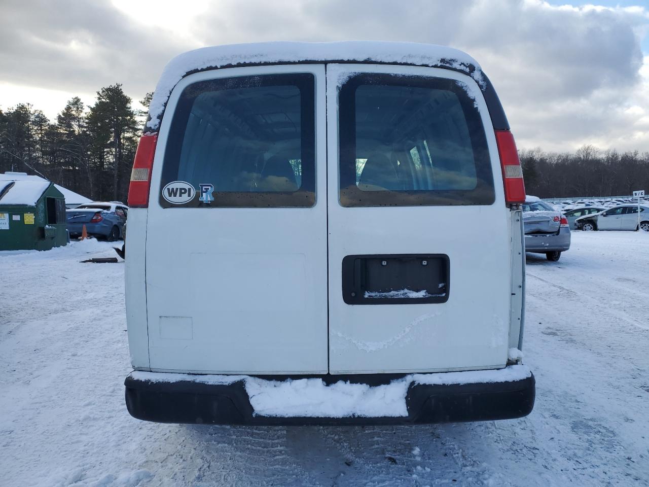 2014 Chevrolet Express - Image 6