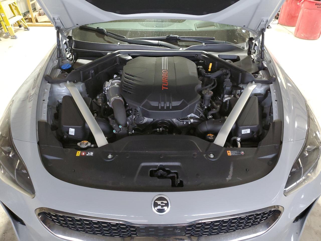 2020 Kia Stinger - Image 12