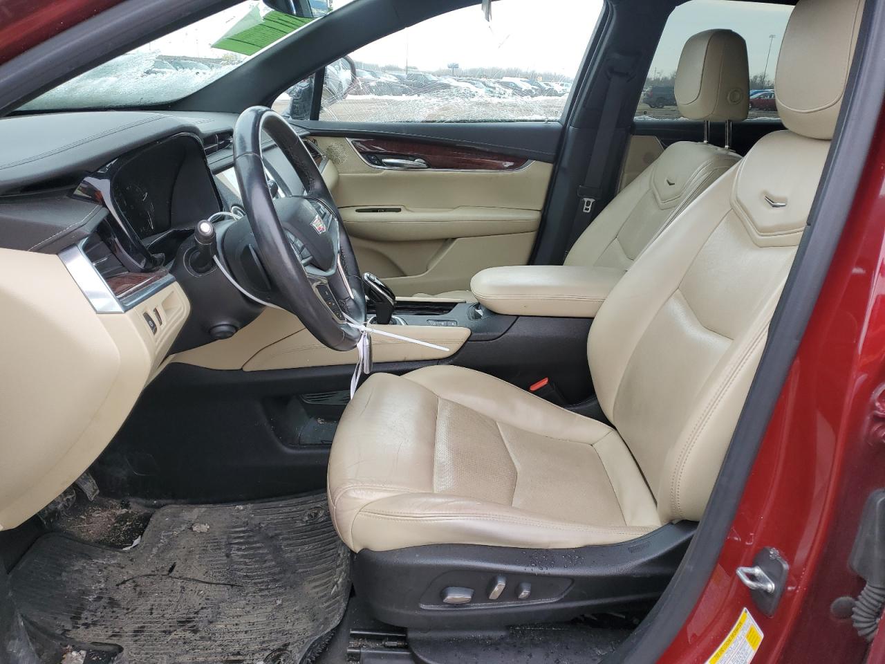 2018 Cadillac XT5 - Image 7