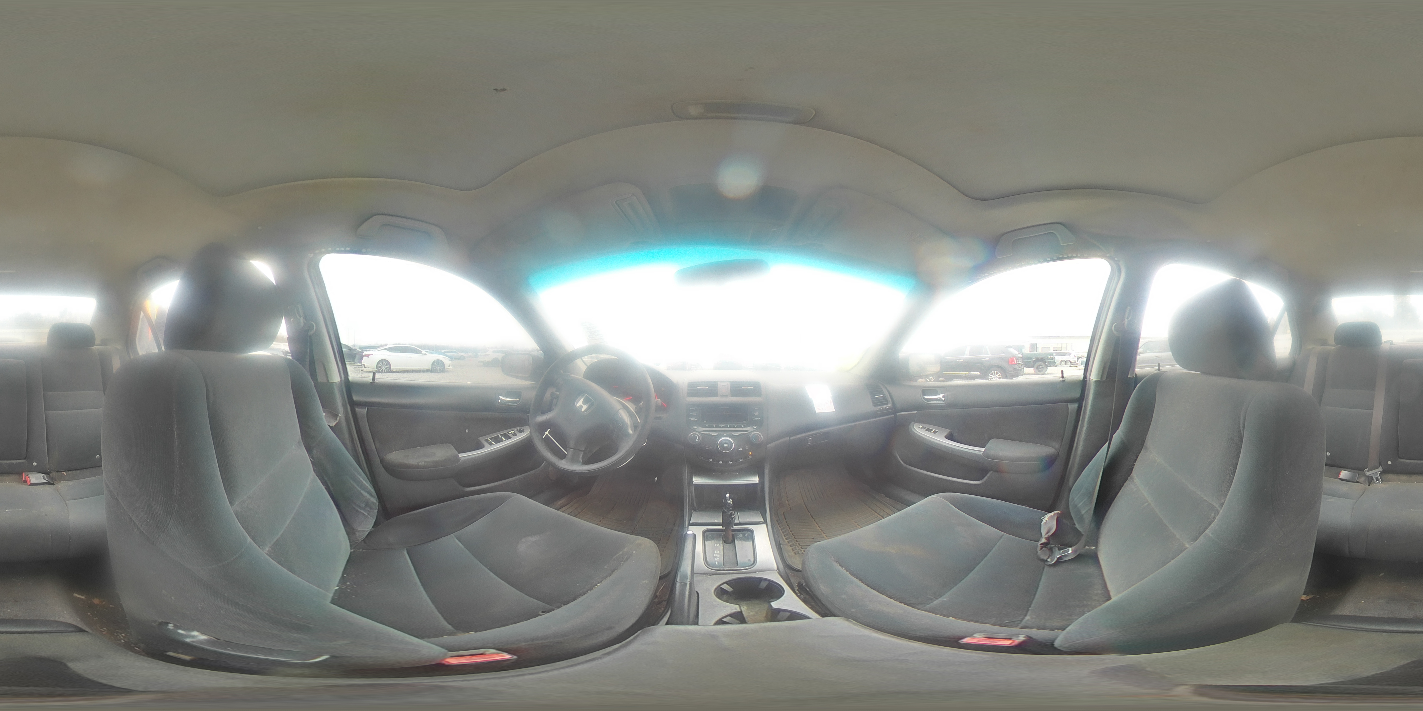 2004 Honda Accord - Image 13