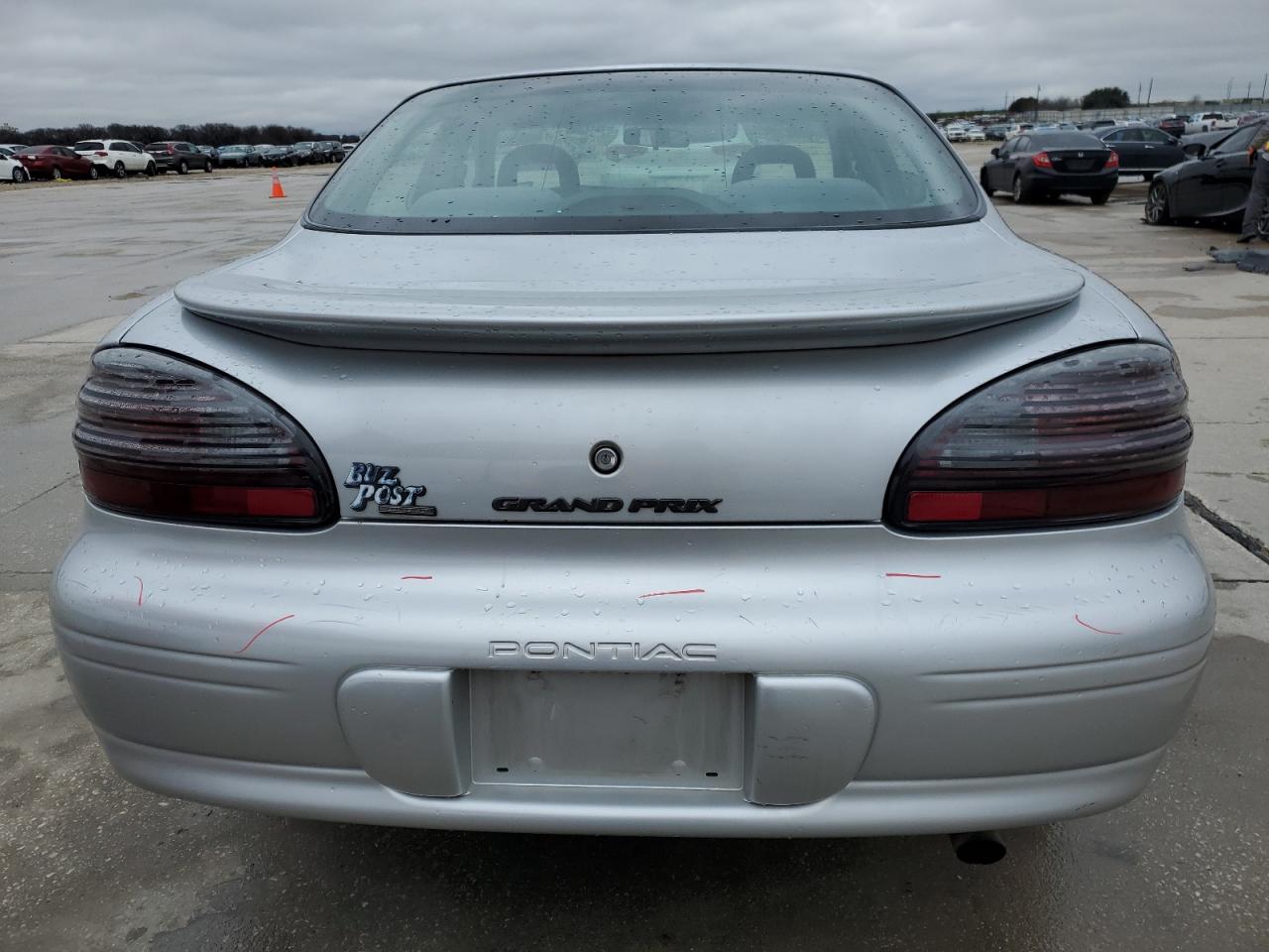 2002 Pontiac Grand Prix - Image 6