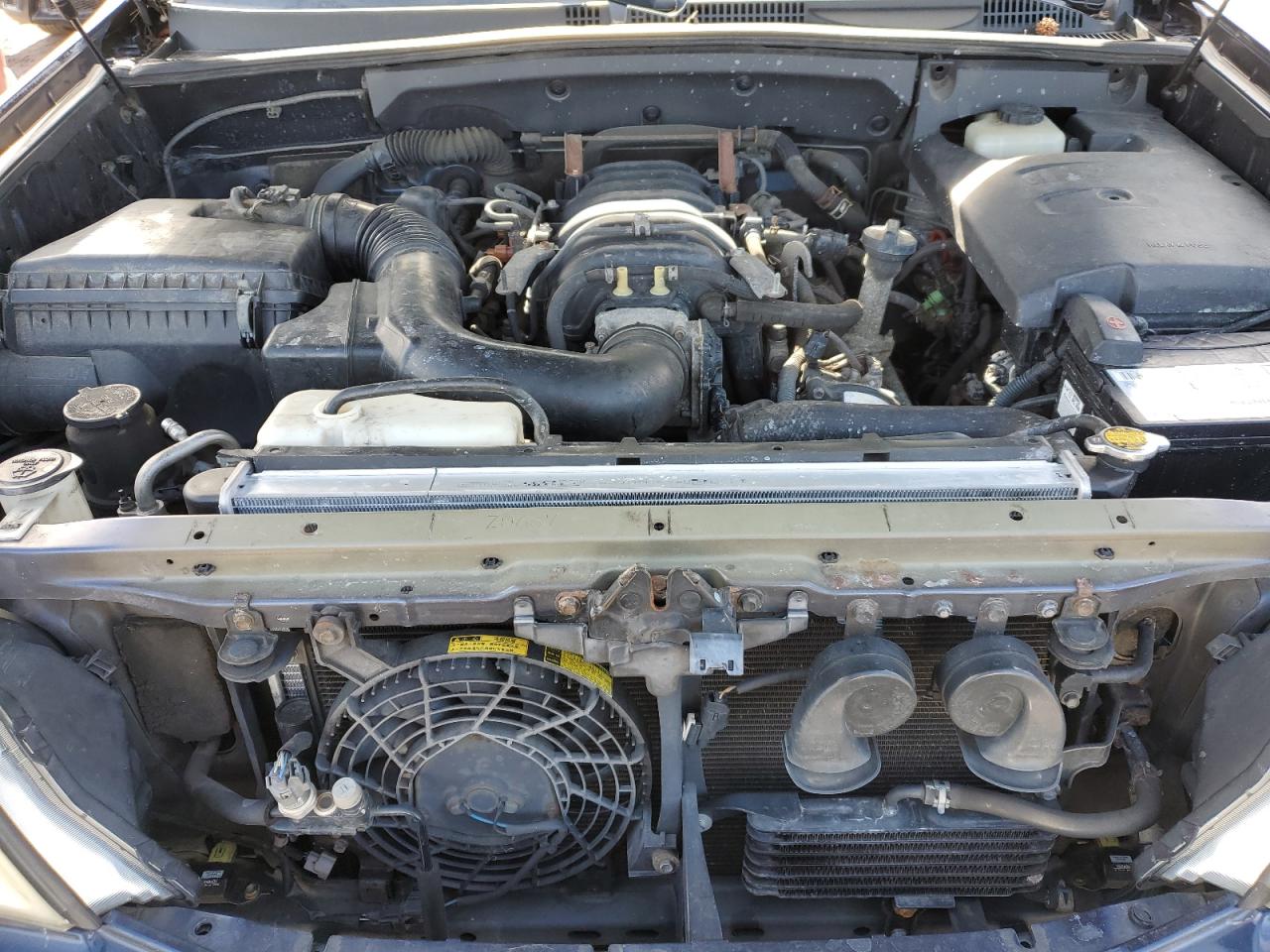 2005 Lexus GX - Image 12