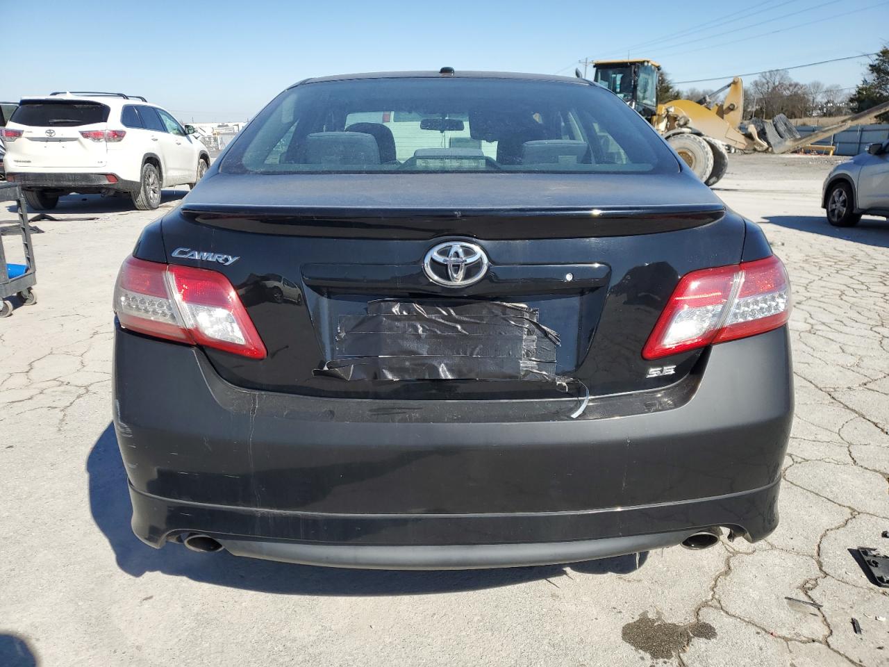 2011 Toyota Camry - Image 6