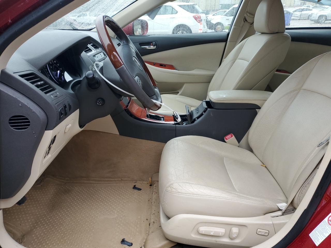 2011 Lexus ES - Image 7