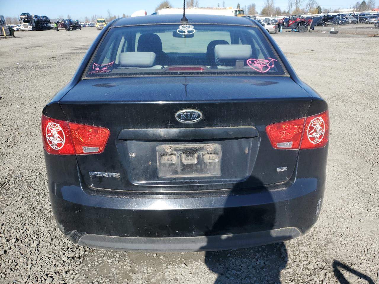 2010 Kia Forte - Image 6