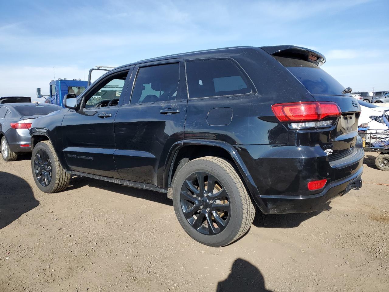 2020 Jeep Grand Cherokee - Image 2
