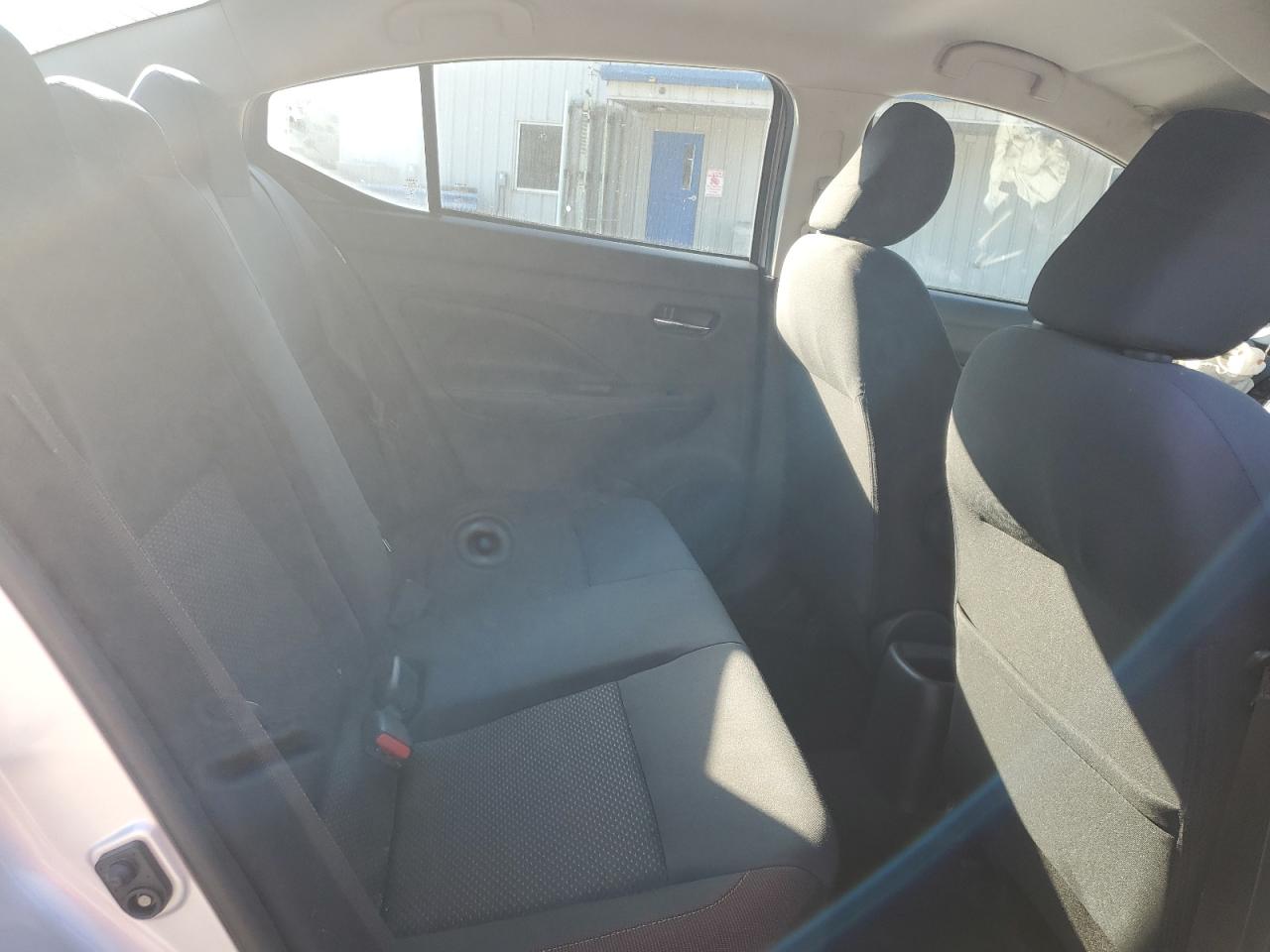 2020 Nissan Versa - Image 10