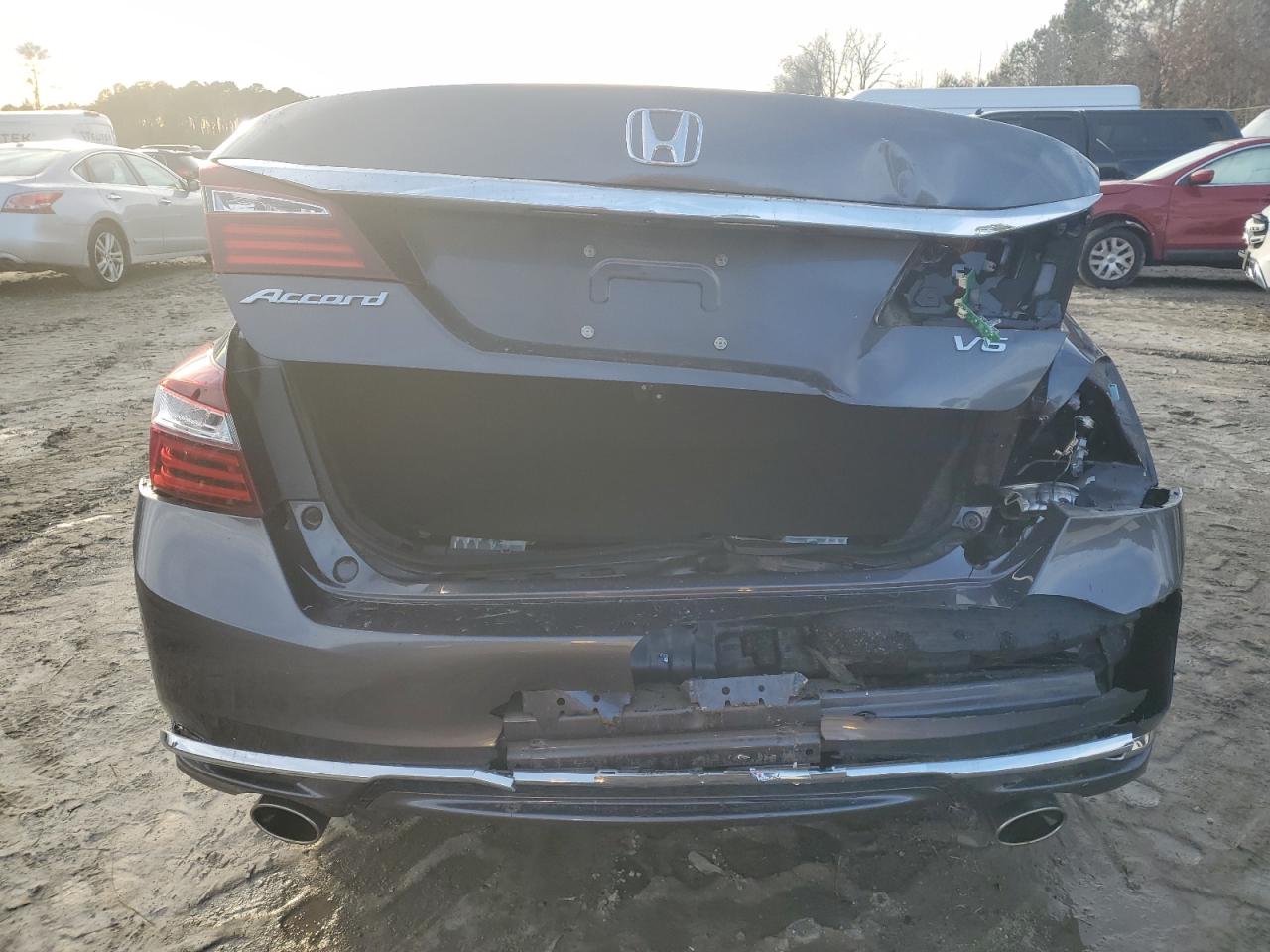 2017 Honda Accord - Image 6