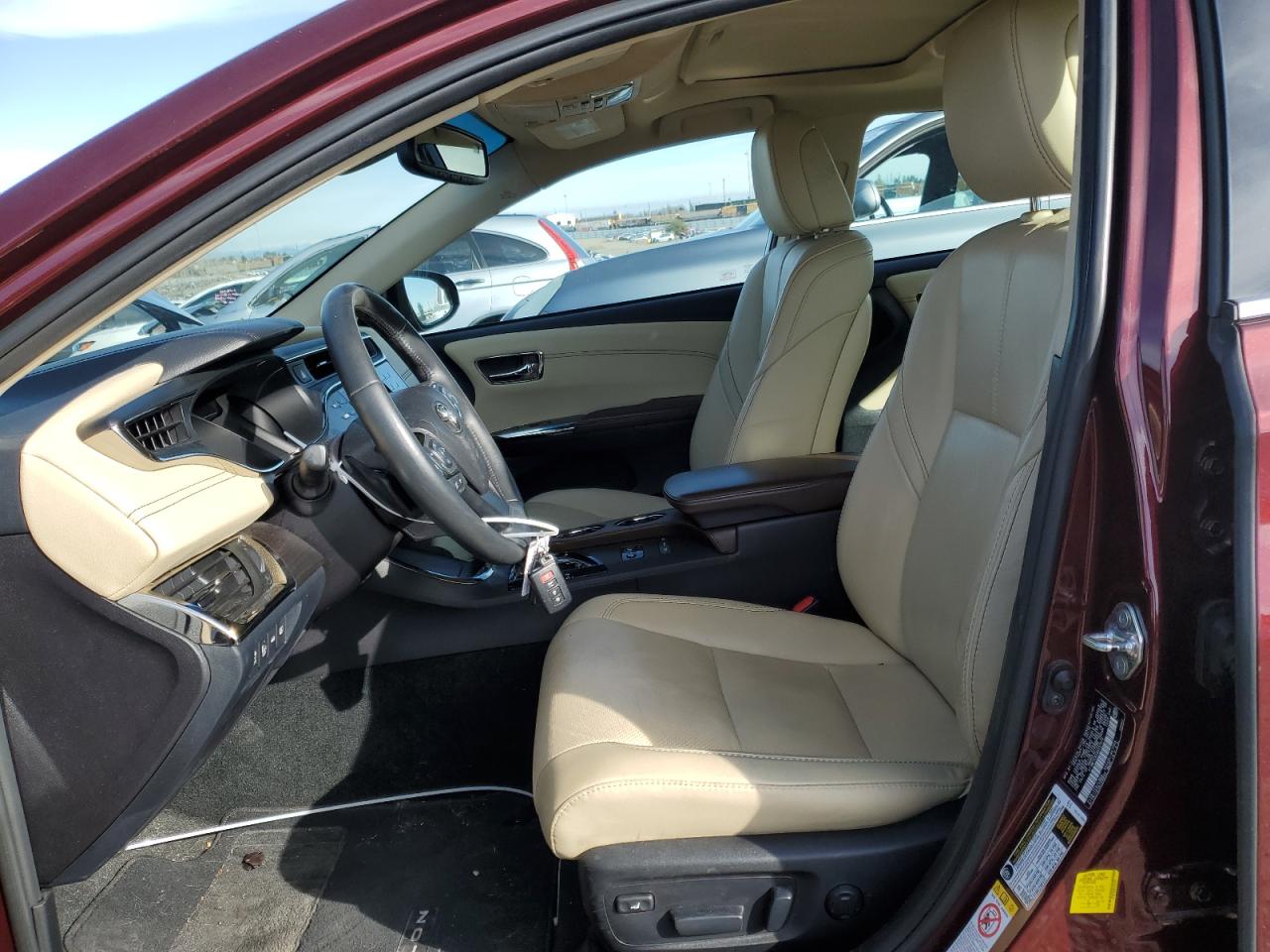 2016 Toyota Avalon - Image 7
