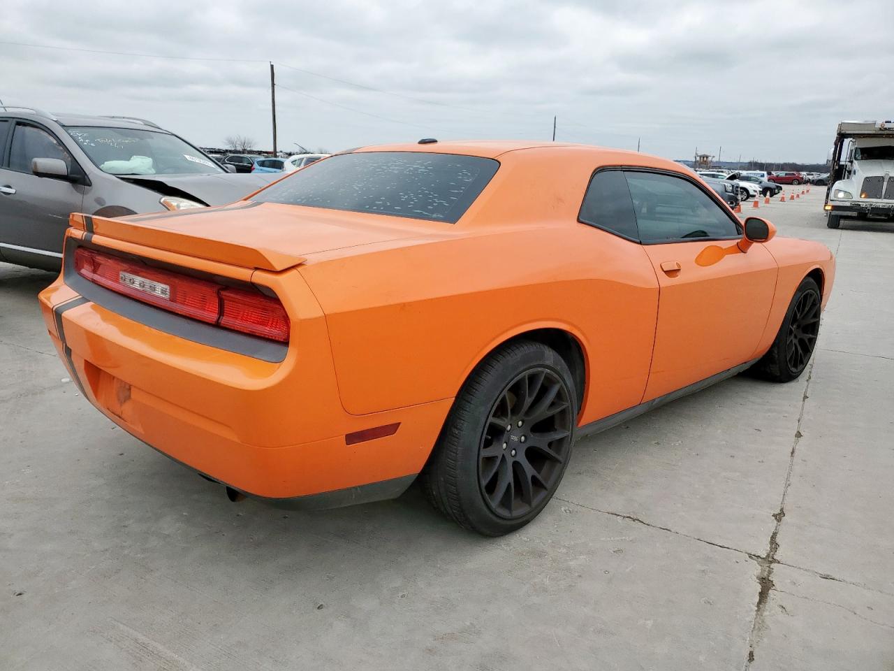 2012 Dodge Challenger - Image 3