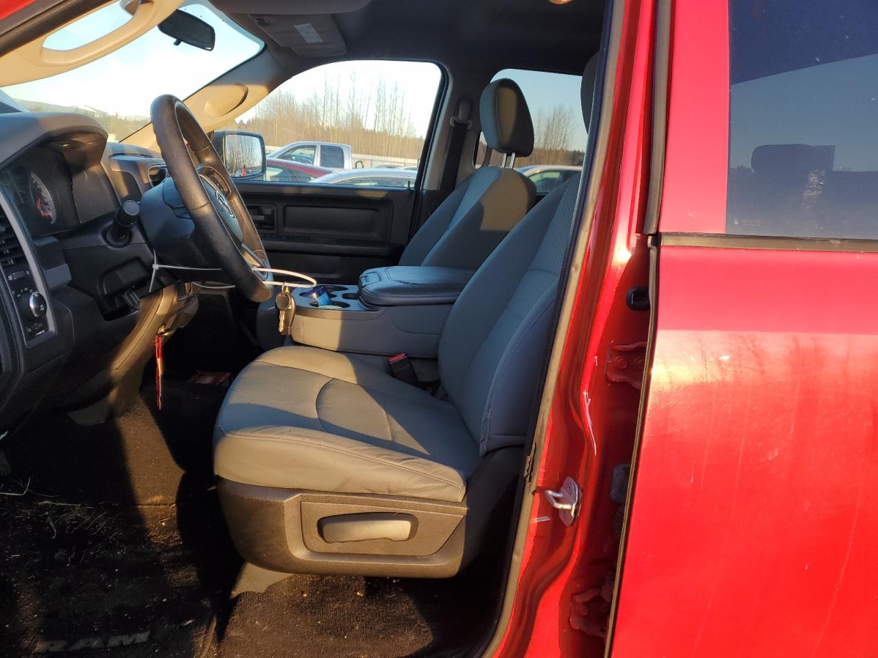 2013 RAM 1500 - Image 7