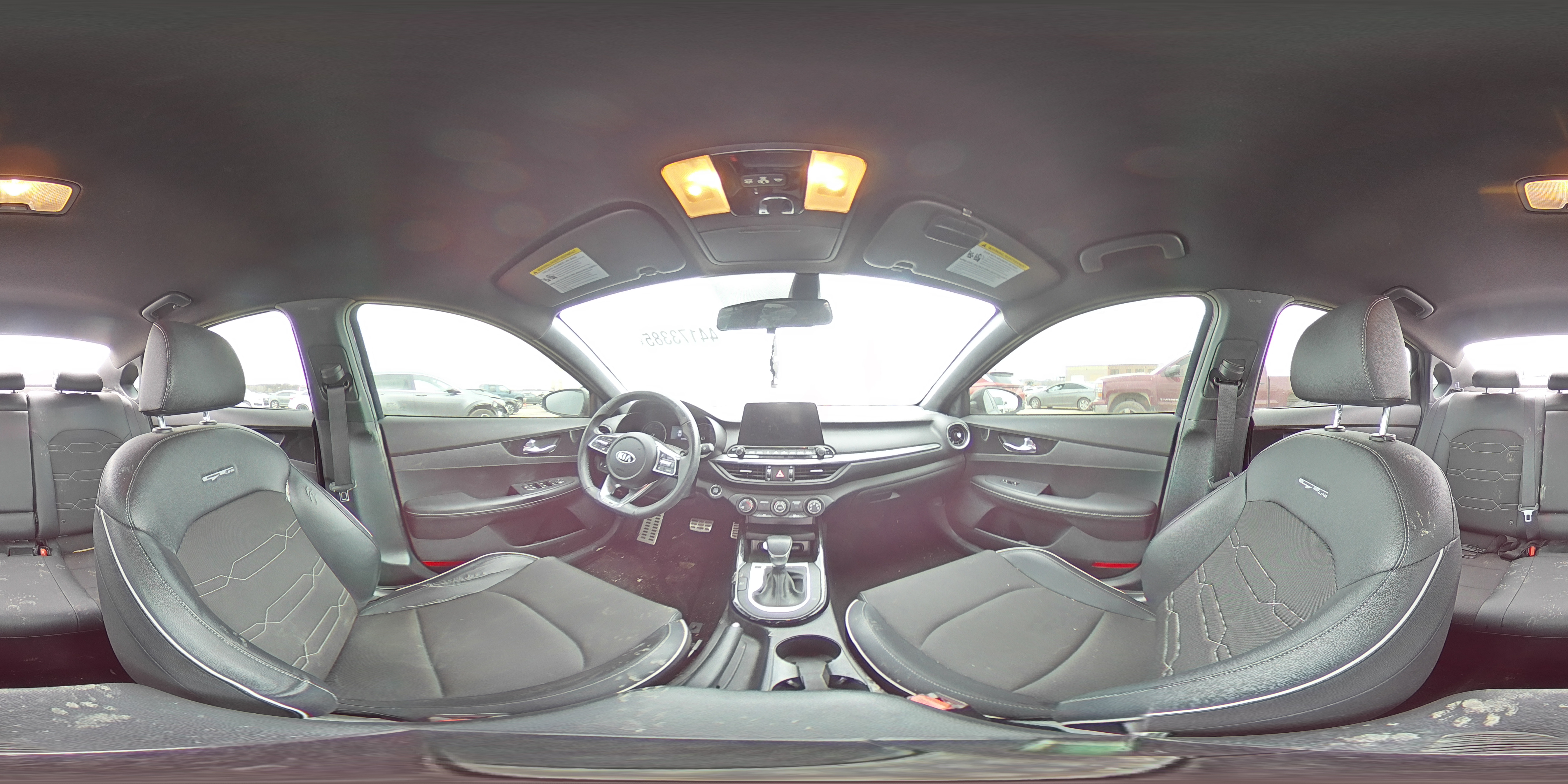 2021 Kia Forte - Image 12
