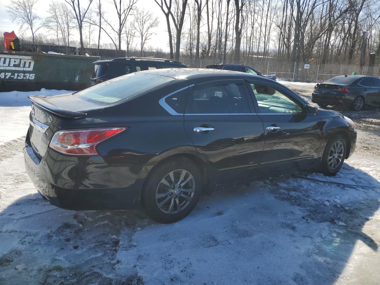 2015 Nissan Altima - Image 3