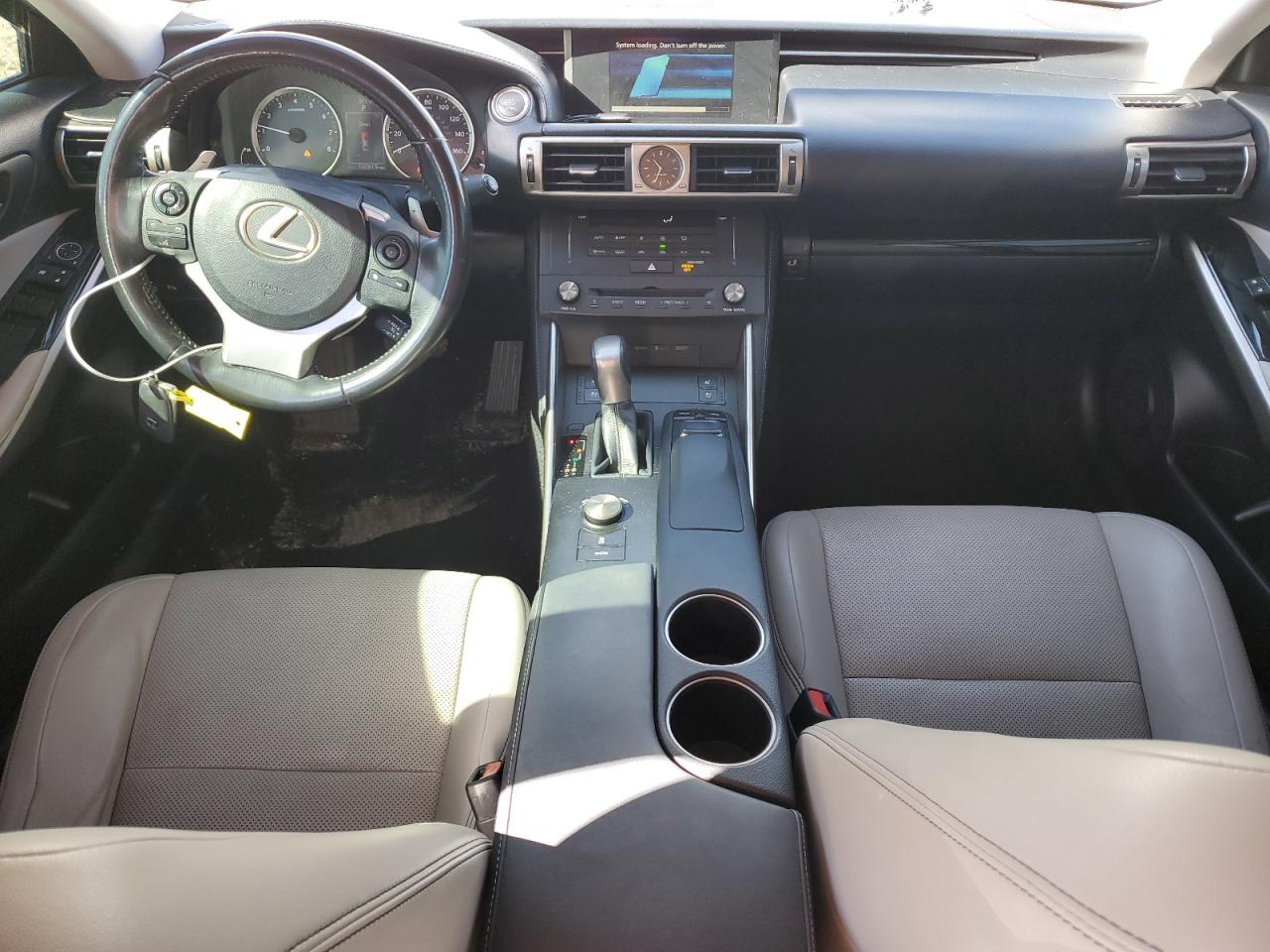 2016 Lexus IS - Image 8