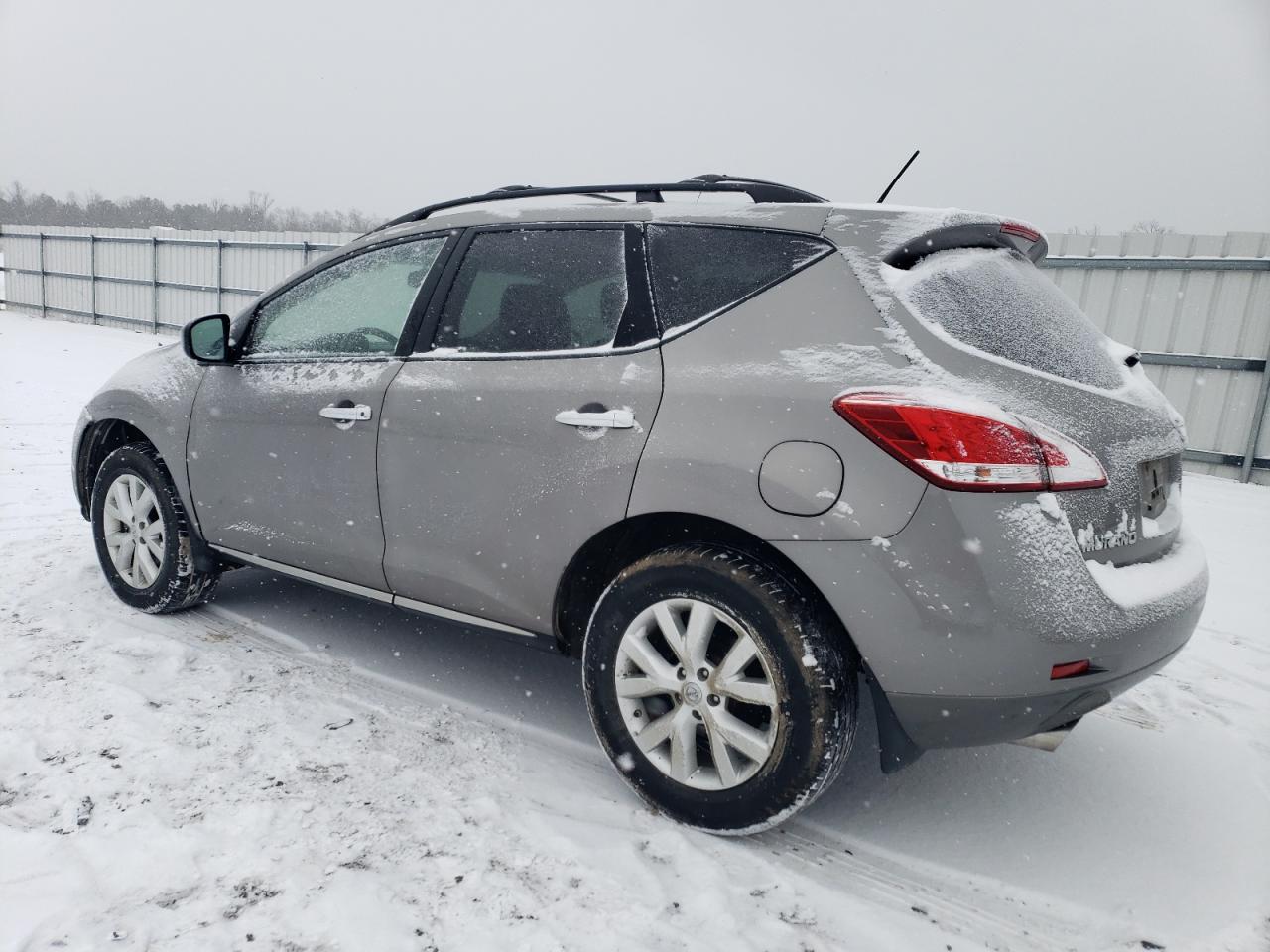 2012 Nissan Murano - Image 2