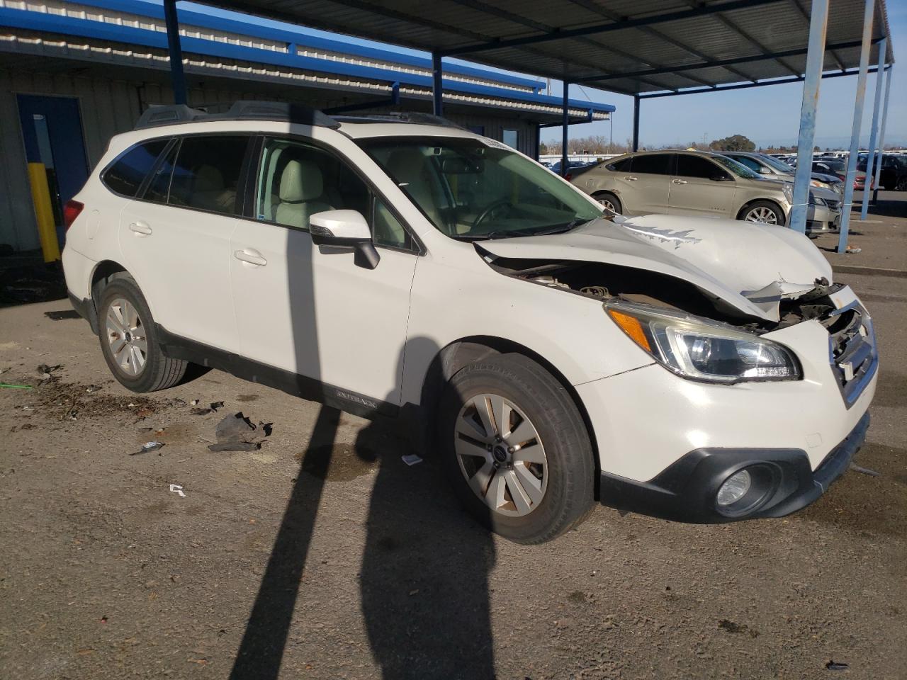 2015 Subaru Outback - Image 4