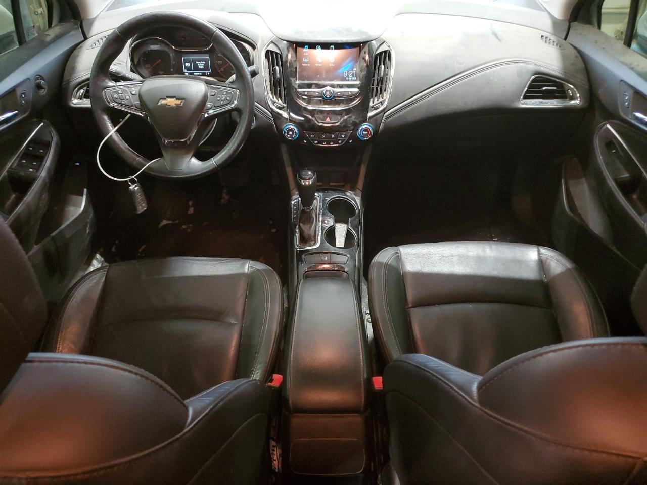 2017 Chevrolet Cruze - Image 8