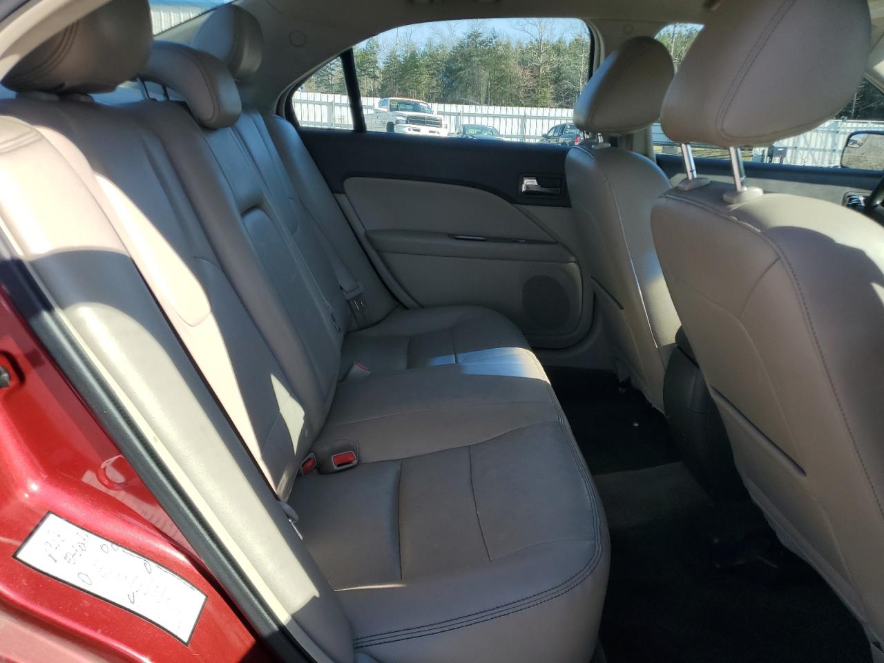 2012 Ford Fusion - Image 10
