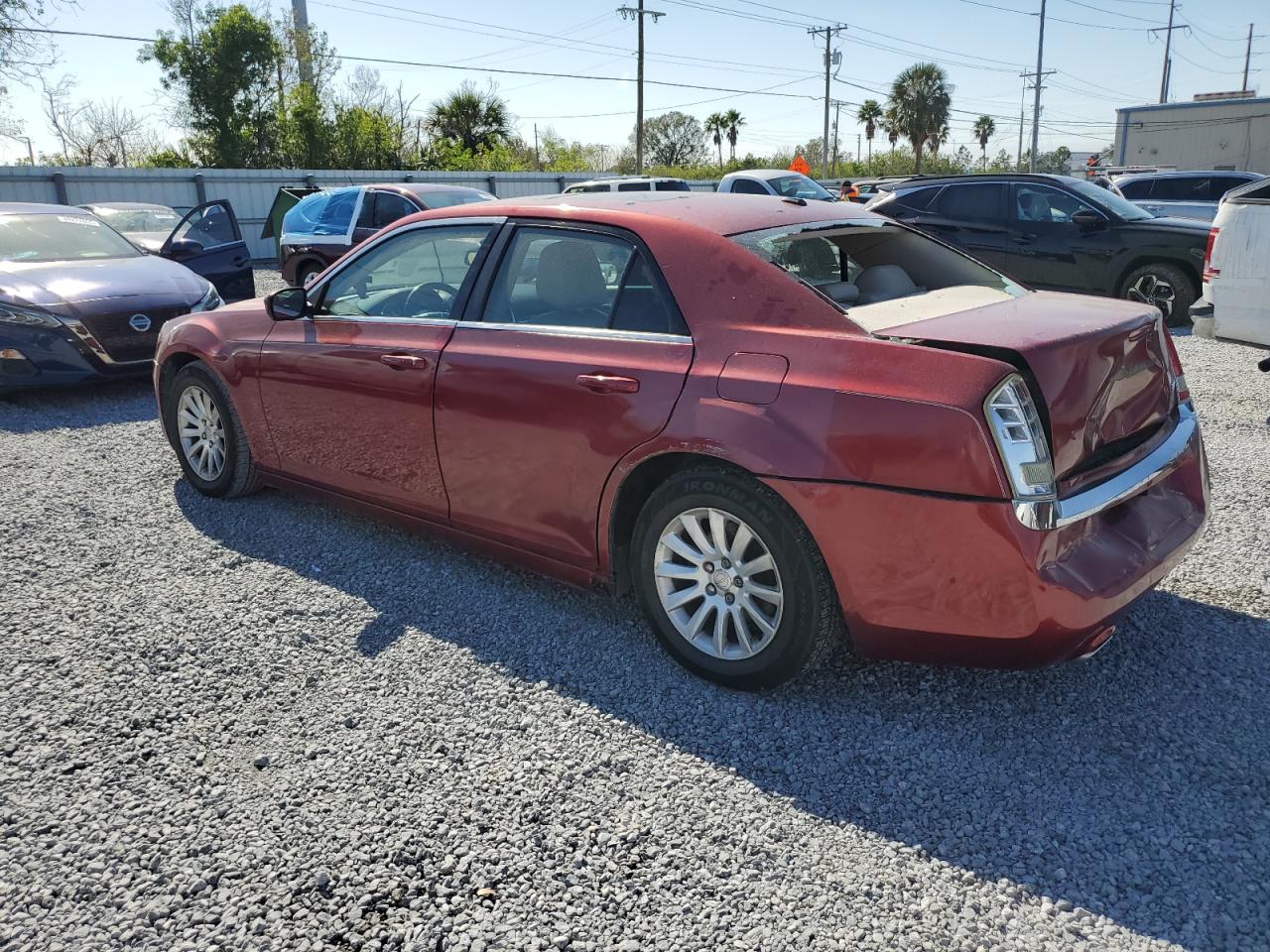 2013 Chrysler 300 - Image 2