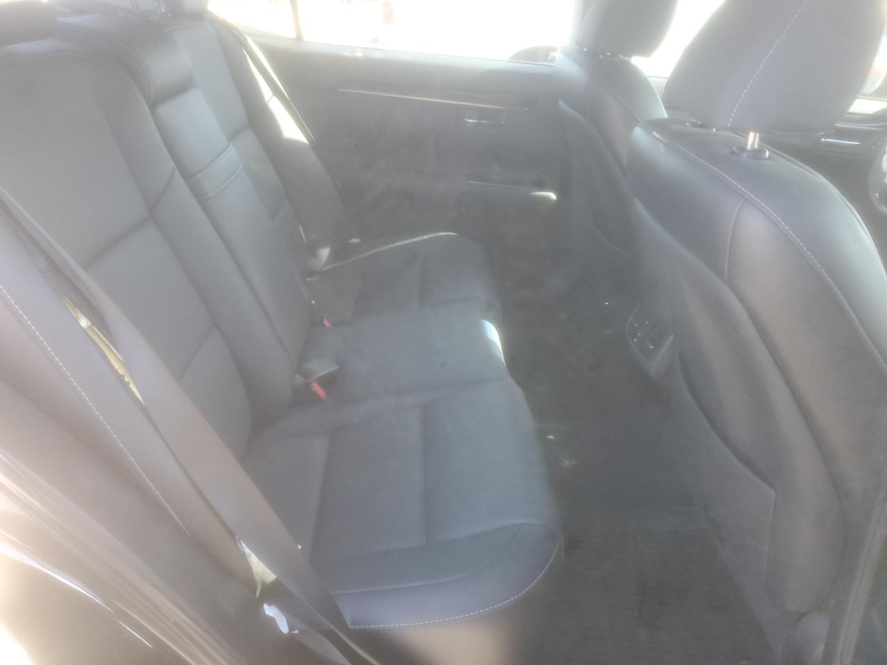 2018 Lexus ES - Image 10