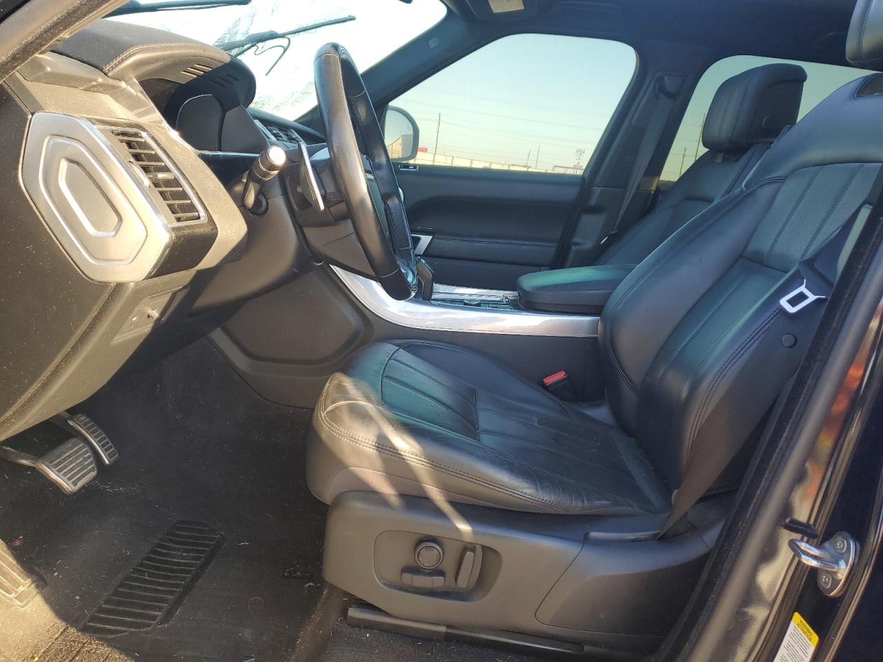 2019 Land Rover Range Rover - Image 7