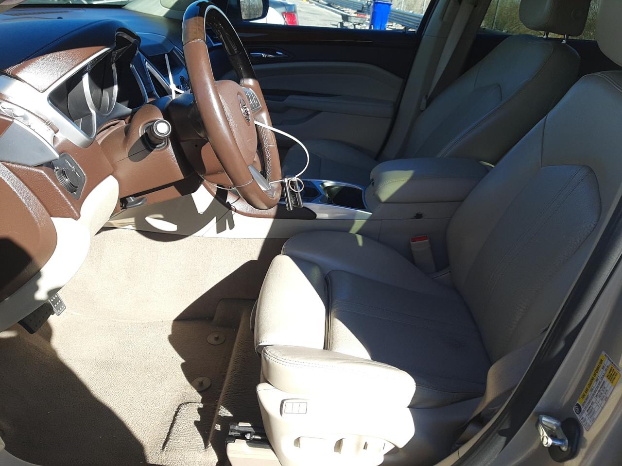 2012 Cadillac SRX - Image 7
