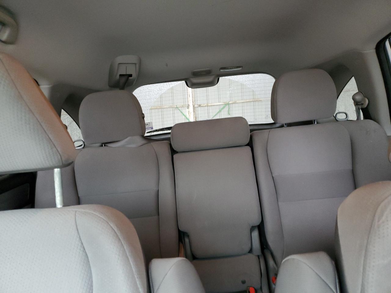 2011 Honda CR-V - Image 10