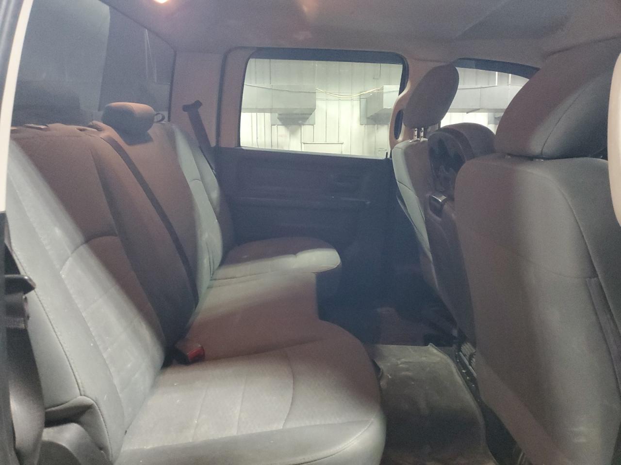 2018 RAM 1500 - Image 10