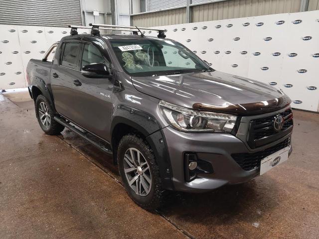 2019 TOYOTA HILUX INVI