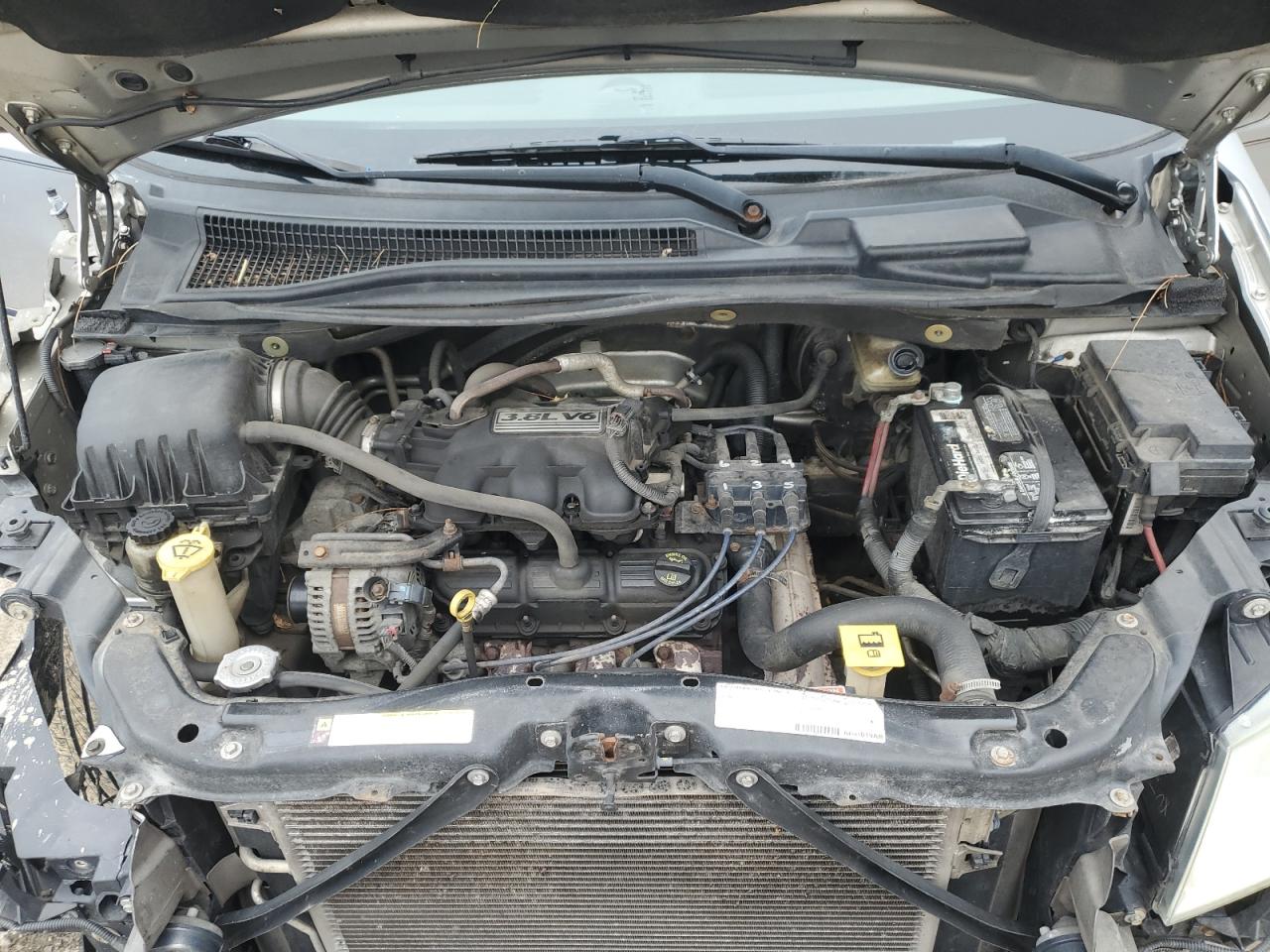 2008 Dodge Caravan - Image 12
