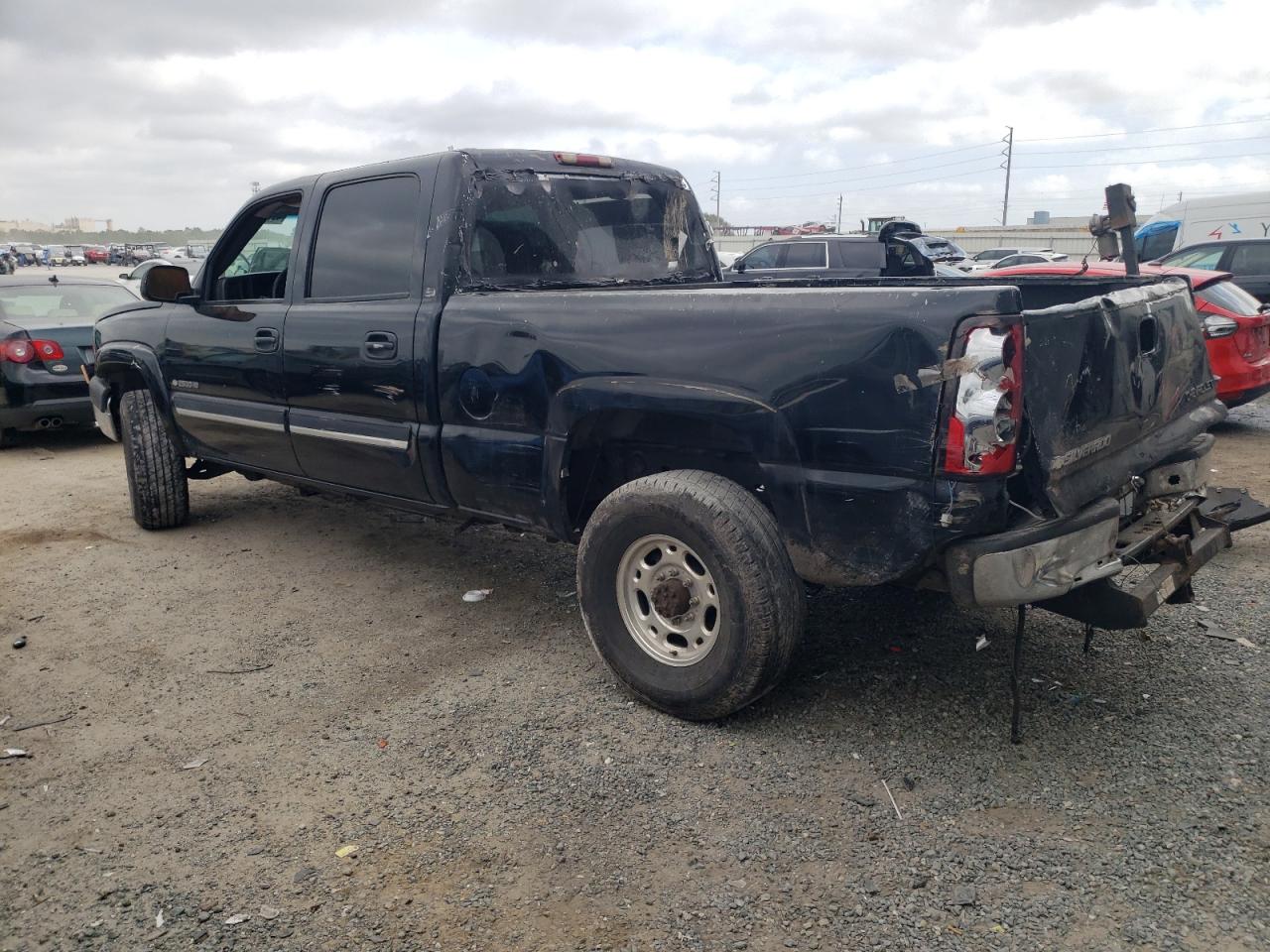 2005 Chevrolet Silverado - Image 2