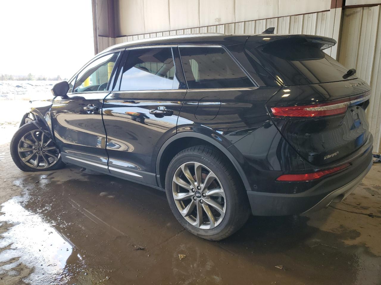 2021 Lincoln Corsair - Image 2