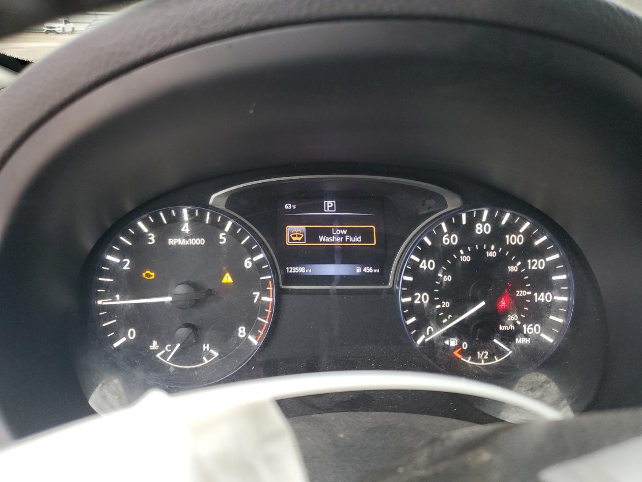 2016 Nissan Altima - Image 9