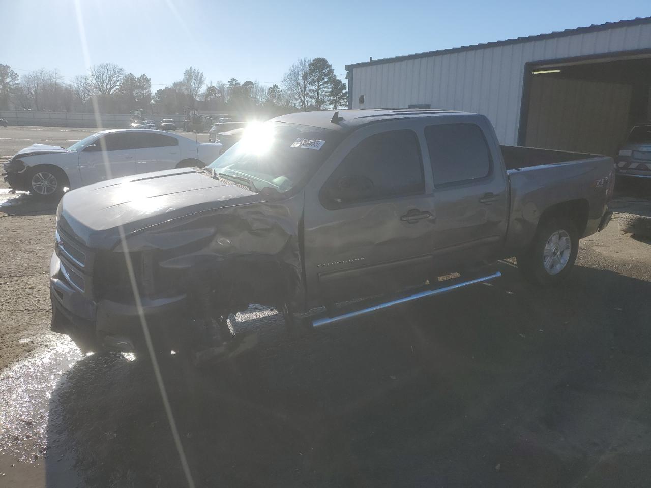 2012 Chevrolet Silverado - Image 1