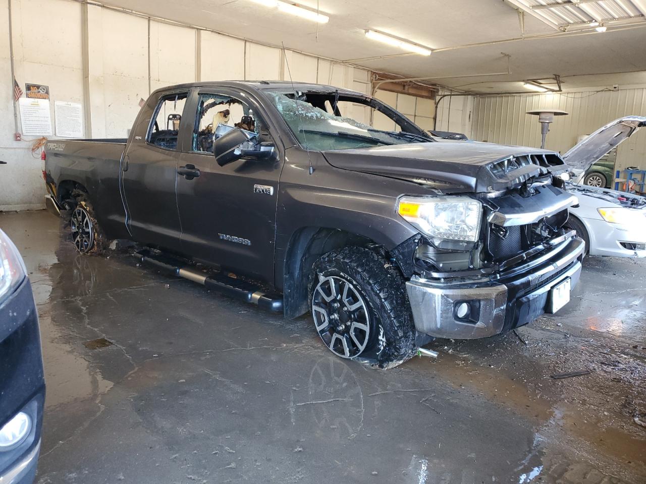 2017 Toyota Tundra - Image 4