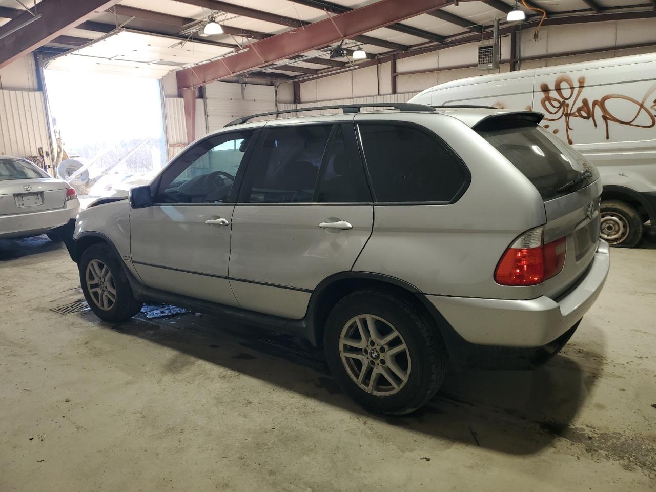 2006 BMW X5 - Image 2
