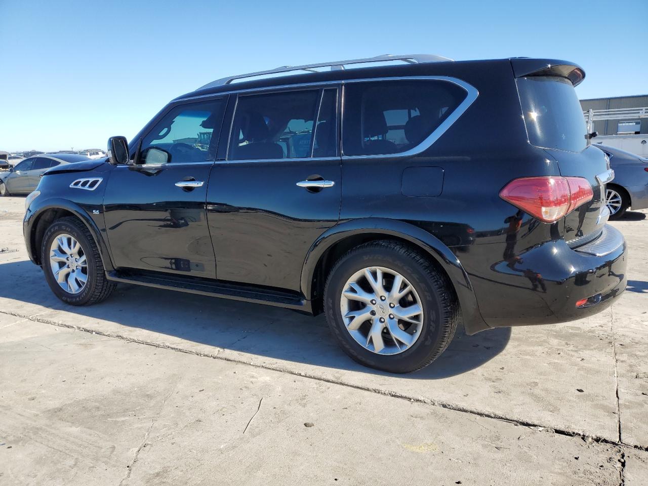 2014 Infiniti QX80 - Image 2