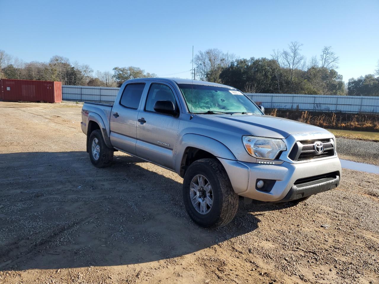 2015 Toyota Tacoma - Image 4